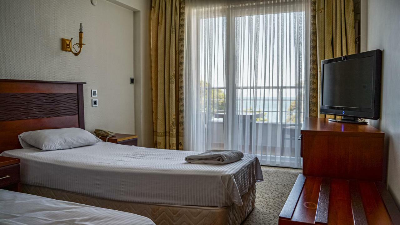 Grand Nicea Hotel Iznik Exterior photo